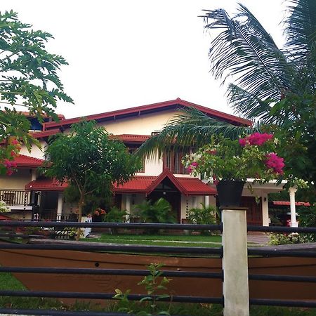 Villa Shanaya Hikkaduwa Esterno foto