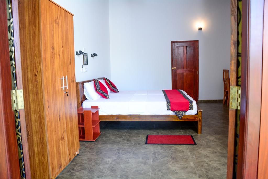 Villa Shanaya Hikkaduwa Esterno foto